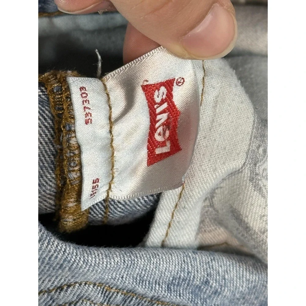 VTG Levis 501 Jeans Mens 34x34 Light Wash Blue Regular Straight Distressed Denim